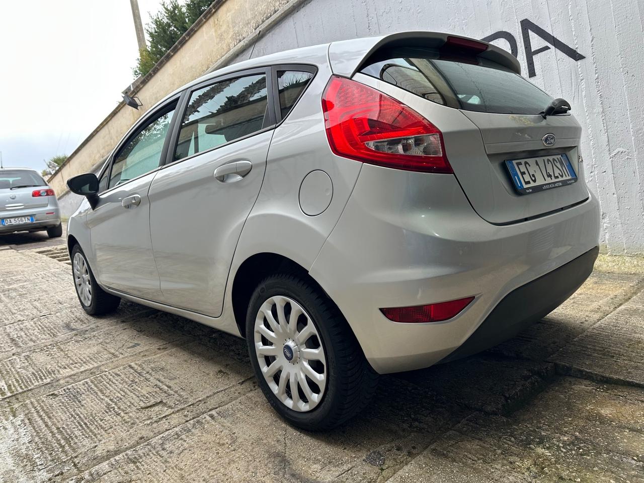 Ford Fiesta 1.4 TDCi 70CV 5 porte