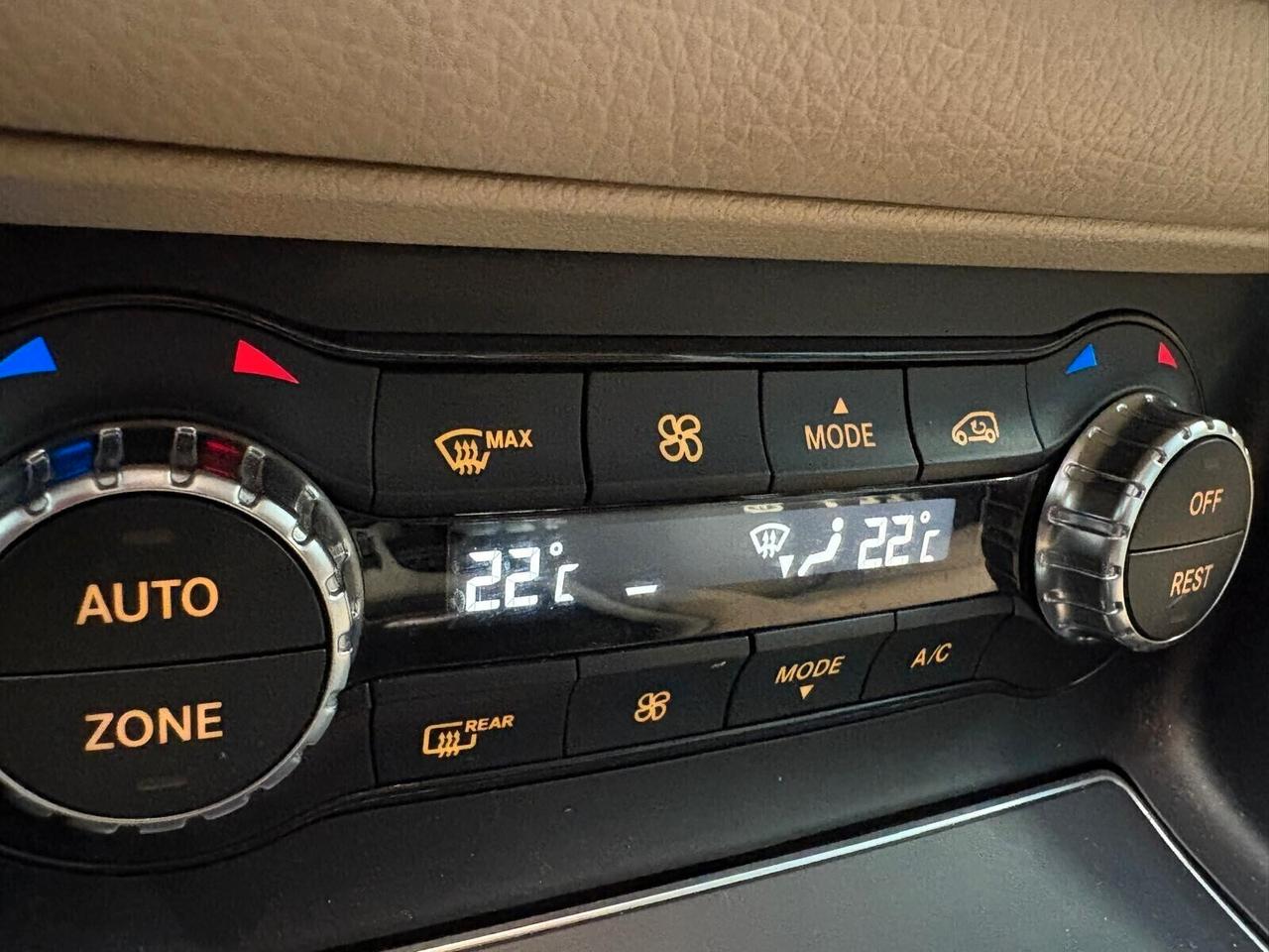 Mercedes-benz GLA 200 d SPORT Automatic