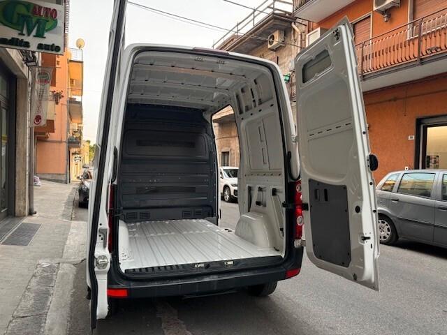 Volkswagen Crafter 2.0 TDI 163 CV in Garanzia