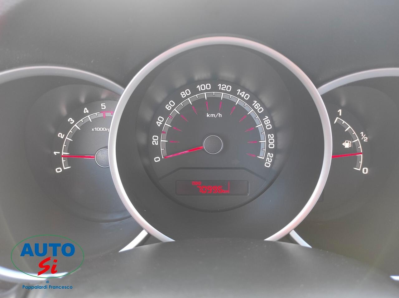 Kia Venga 1.4 CRDi - 90cv 4 POSTI AUTOCARRO