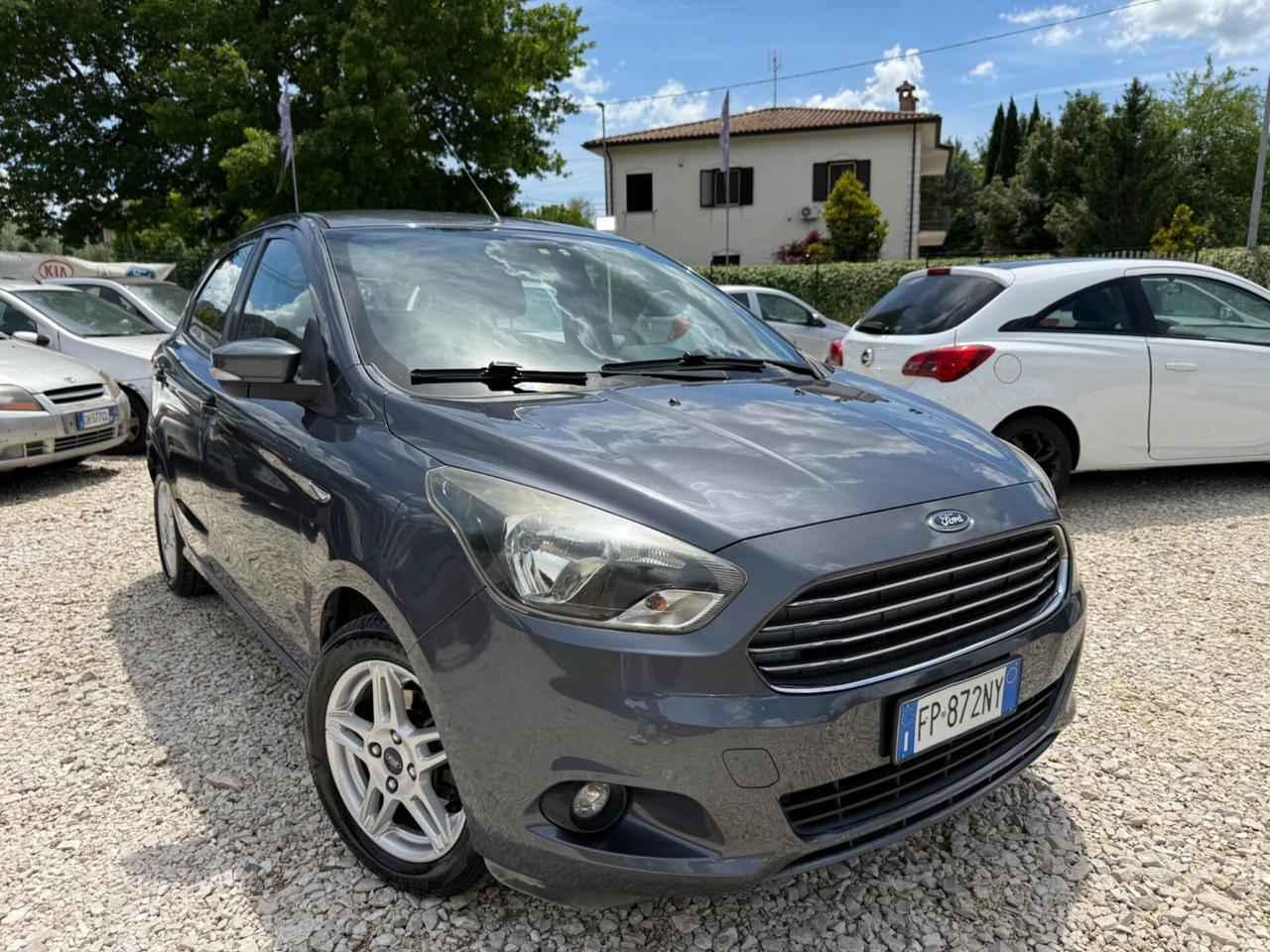 Ford Ka 1.2 GPL 5 porte neopatentati km certificat