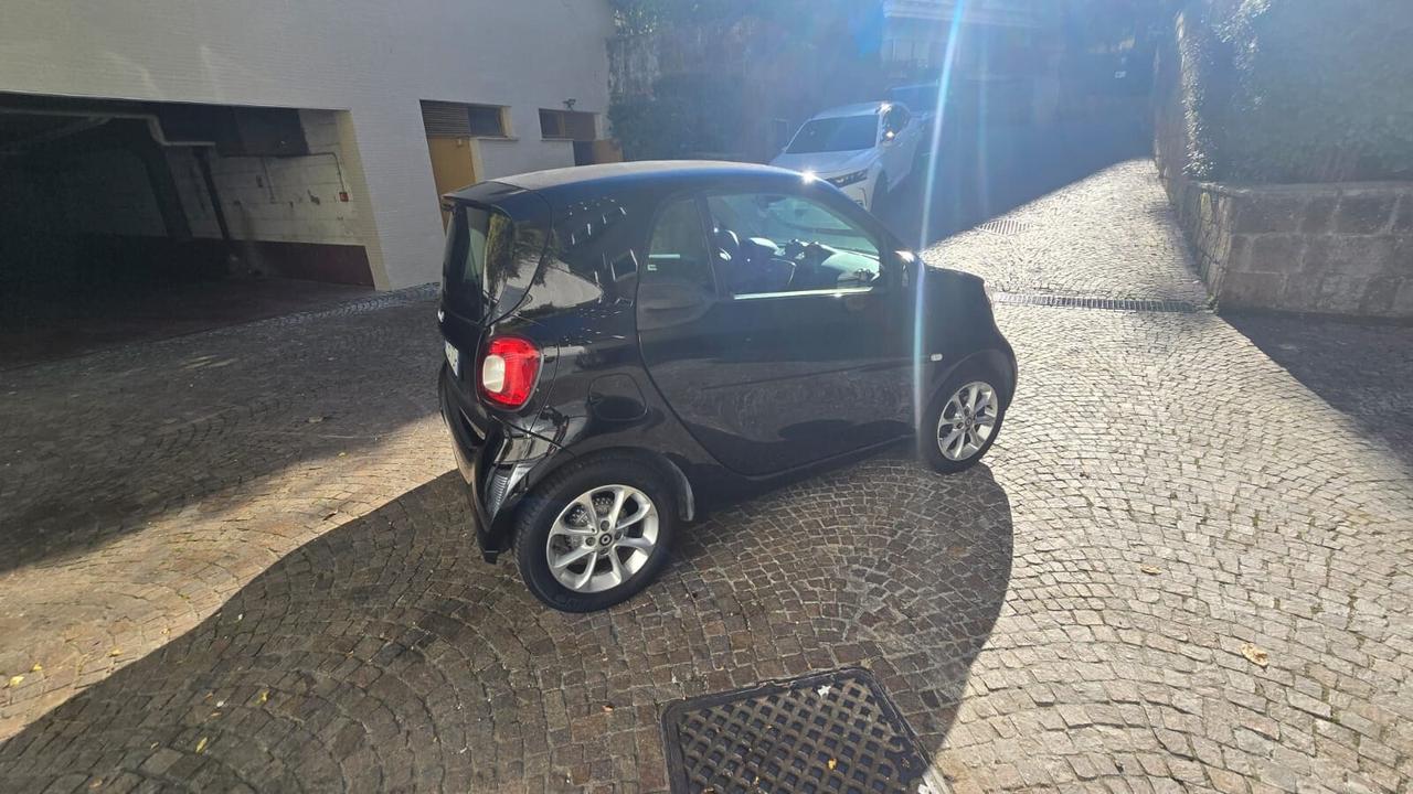 Smart ForTwo 1.0 71cv Coupe Clima cambio Auto