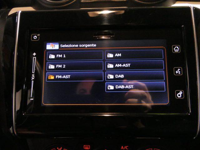 SUZUKI Swift 1.2 Hybrid 4WD AllGrip Top