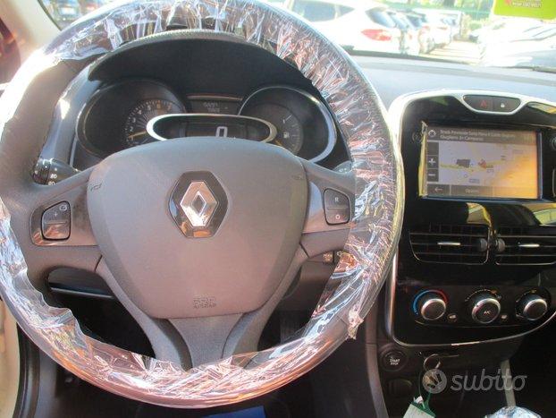 RENAULT CLIO SPORTER 1.2 EURO 6 BENZINA +600.00 GPL NUOVO
