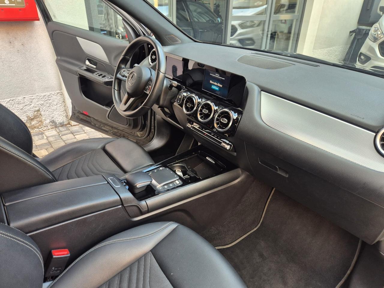 Mercedes-benz GLA 200 Automatic 4Matic Premium