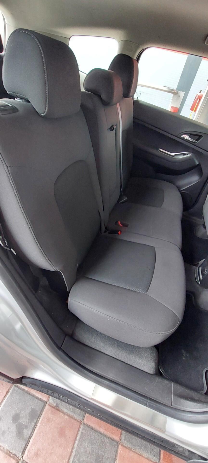 CHEVROLET ORLANDO 2,0 DIESEL 163 CV- 7 POSTI NAVIGATORE TELEFONO SENSORI CRUISE IMPECCABILE