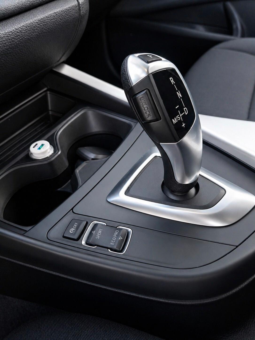 Bmw 118 118d 5p. Urban