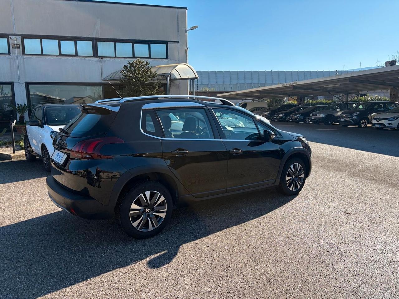 Peugeot 2008 BlueHDi 120 EAT6 S&S Allure