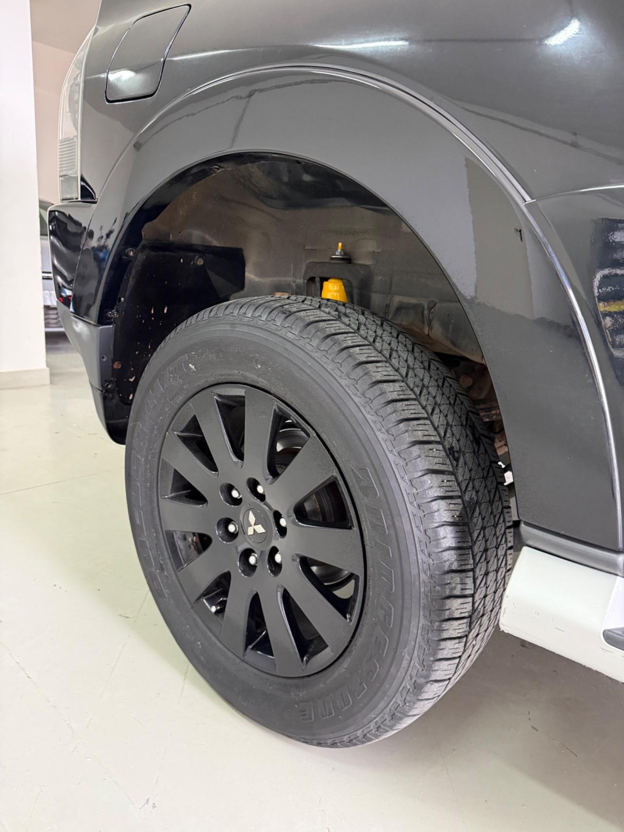 Mitsubishi Pajero 3.2 200 CV