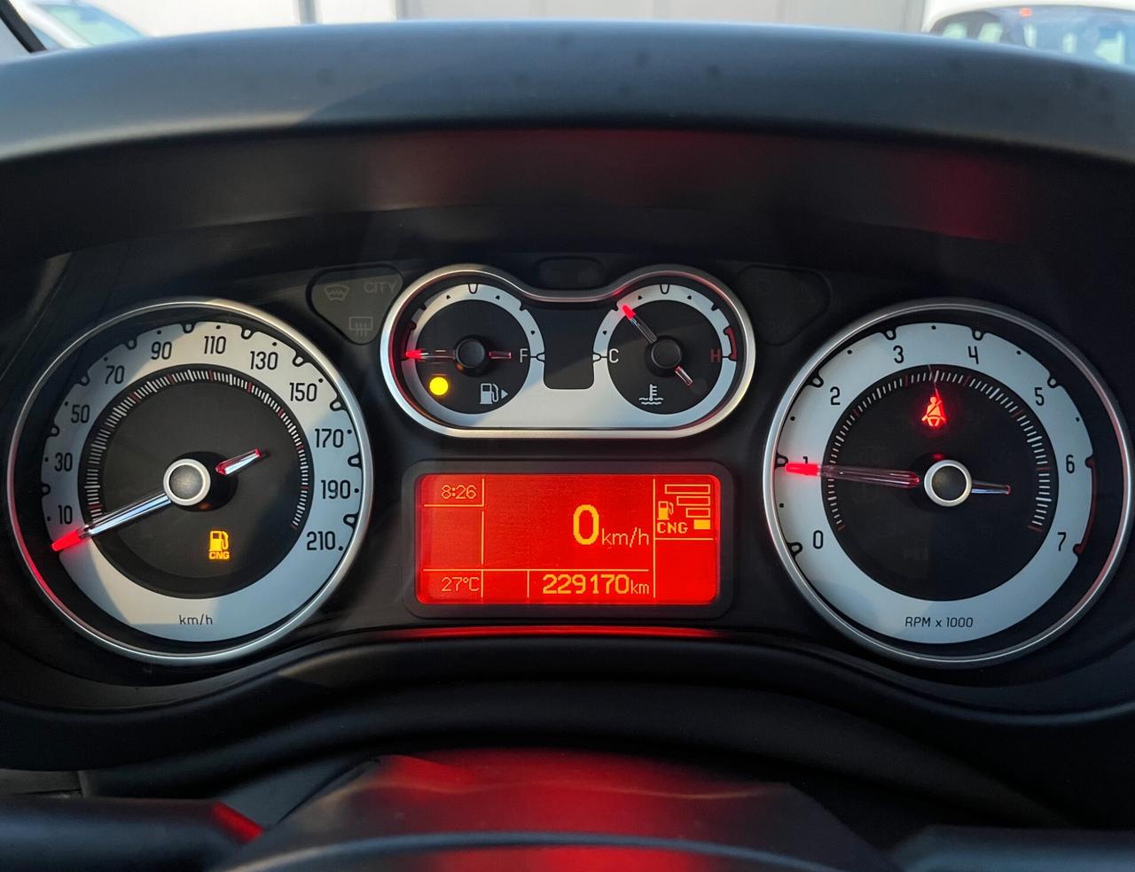 Fiat 500L 0.9 TwinAir Turbo Natural Power Lounge