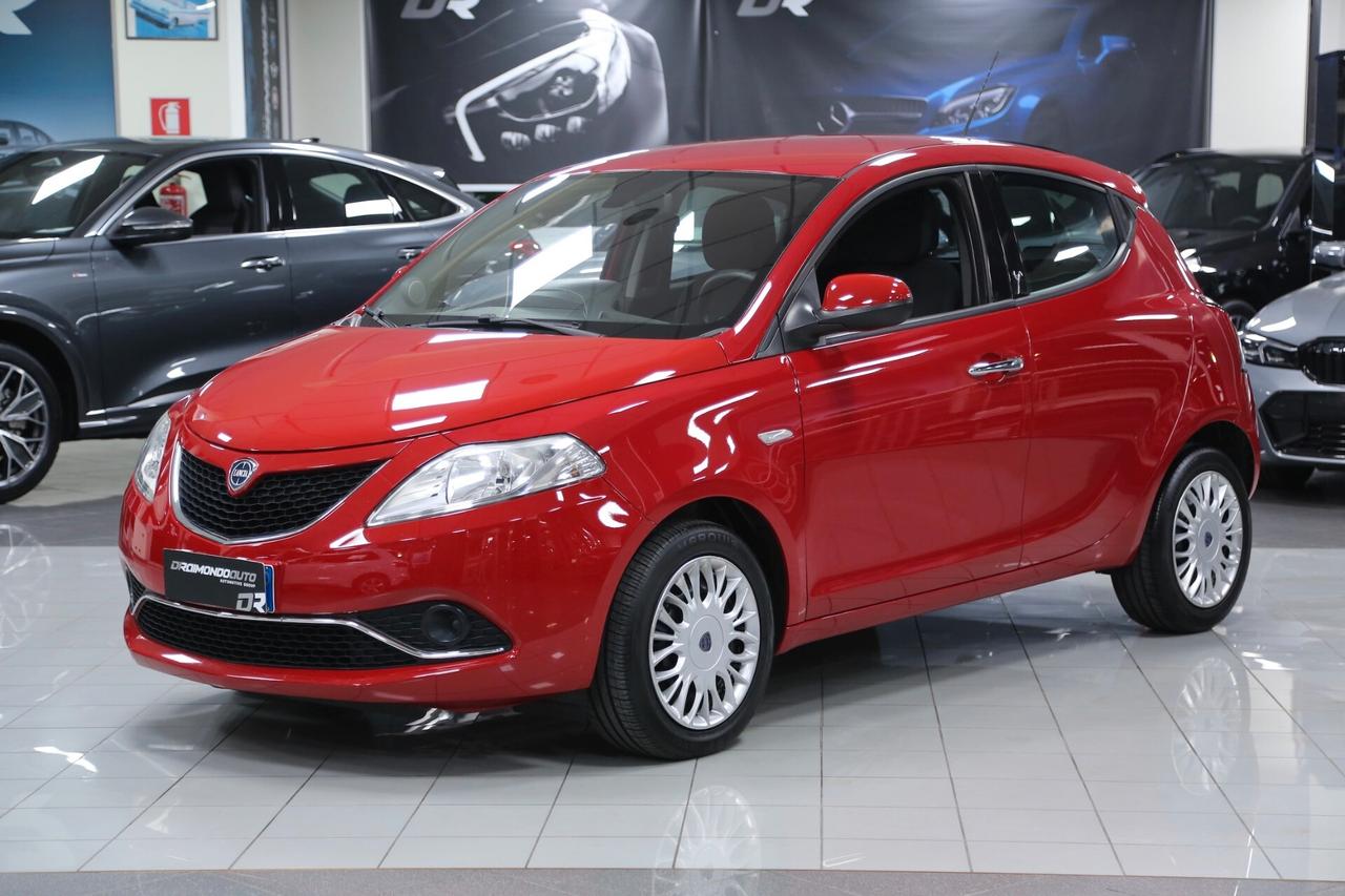Lancia Ypsilon 1.2 69 cv Silver