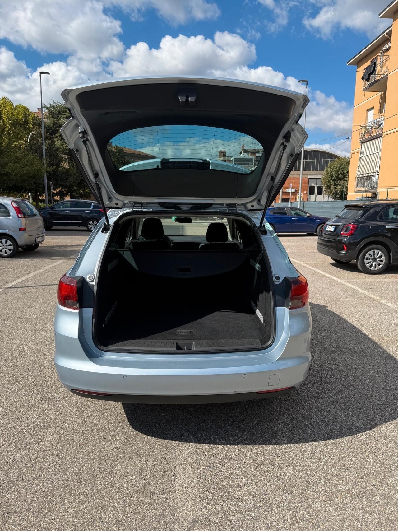 Opel Astra Sports Tourer 1.6 cdti - NAV. - 12 MESI DI GAR. -