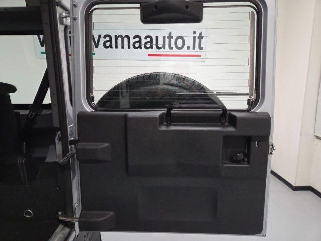 LAND ROVER Defender 90 2.4 TD4 UNICOPROPIETARIO PERFETTA