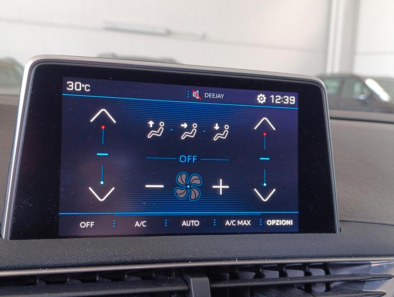 Peugeot 3008 3008 1.6 bluehdi Active s&s 120cv