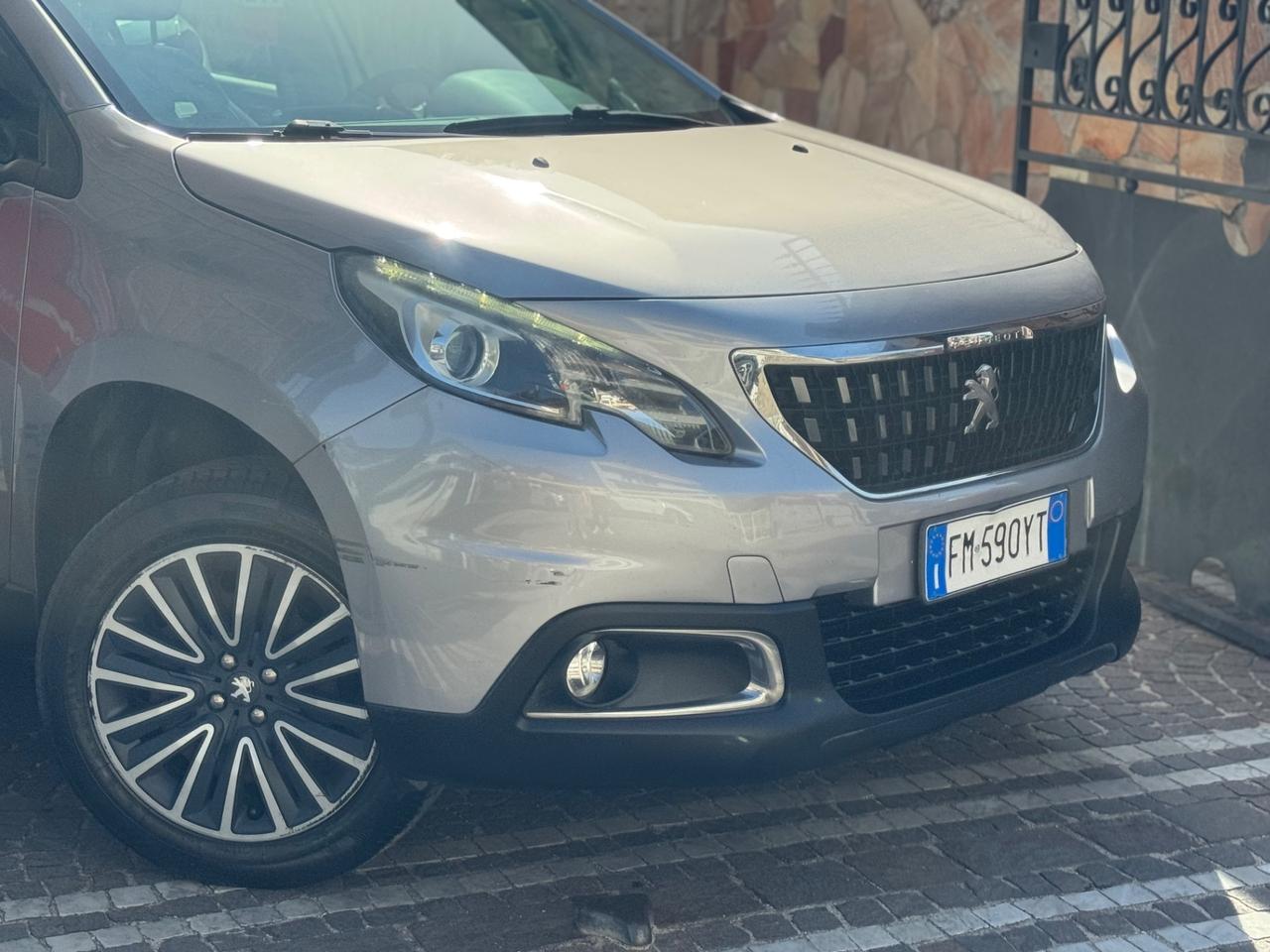 Peugeot 2008 PureTech 82 Allure GPL