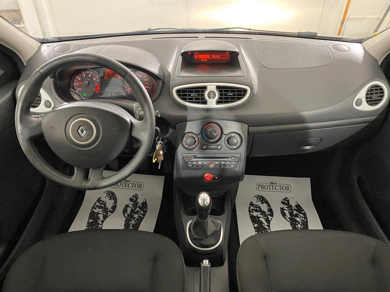 Renault Clio 1.2 16V 5 porte *NEOPATENTATI*