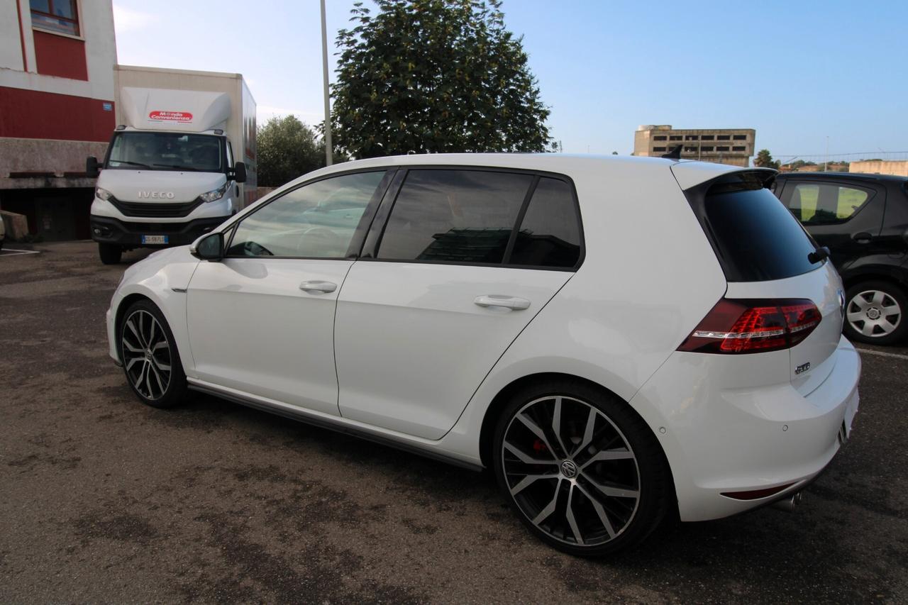 Volkswagen GOLF GTD BLUEMOTION TECHNOLOGY