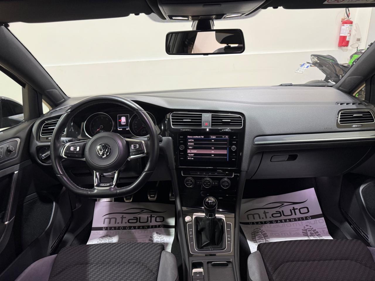 Volkswagen Golf 1.5 TSI ACT 150 cv R Line