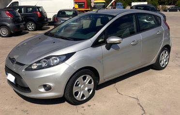 Ford Fiesta 1.2 82 CV 5 porte NEOPATENTATI