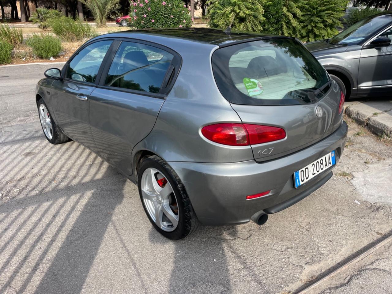 Alfa Romeo 147 1.9 JTD M-JET 16V 5 porte Exclusive