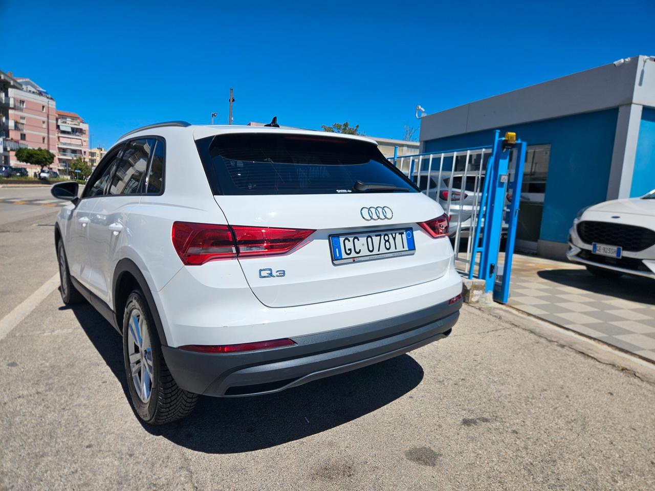 Audi Q3 35 TDI S tronic Business