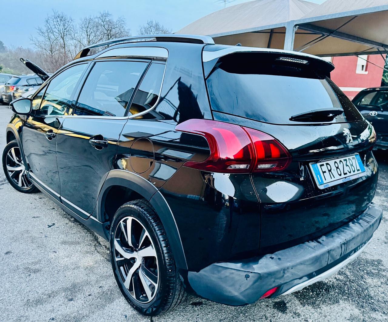 Peugeot 2008 PureTech Turbo 110 S&S Black Matt