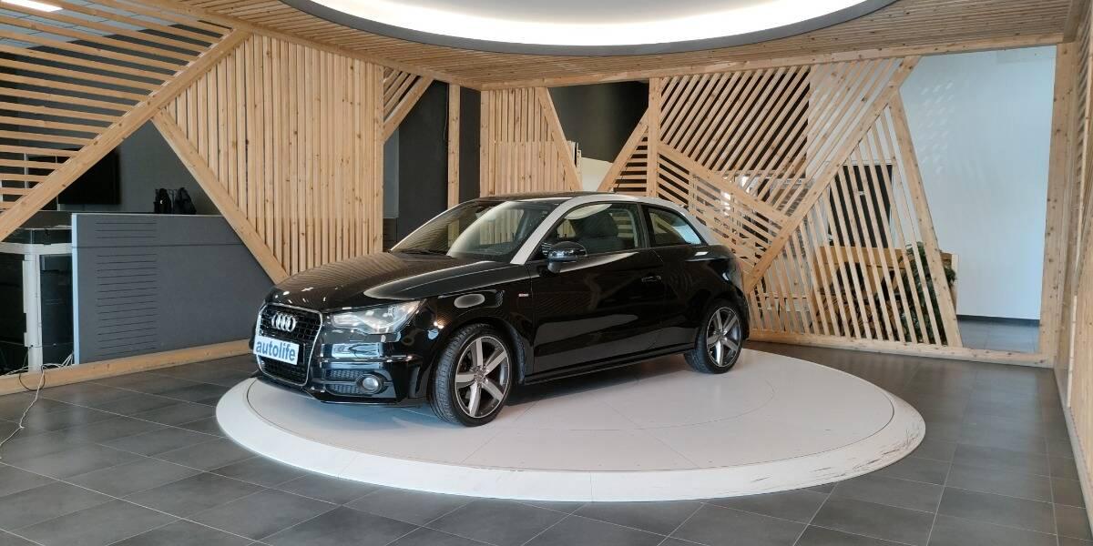 Audi A1 1.6 tdi Attraction 105cv