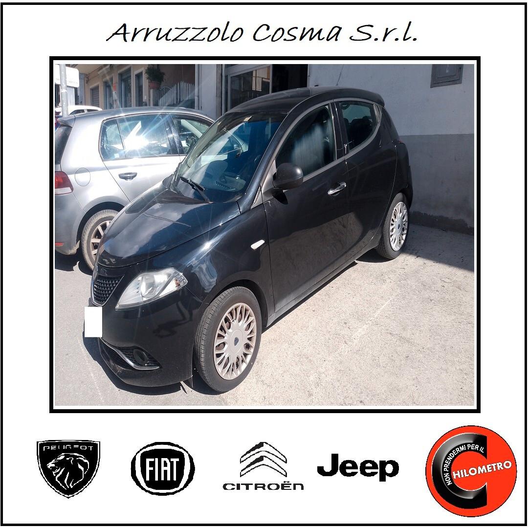 Lancia Ypsilon 1.3 MJT 16V 95 CV 5 porte S&S Silver