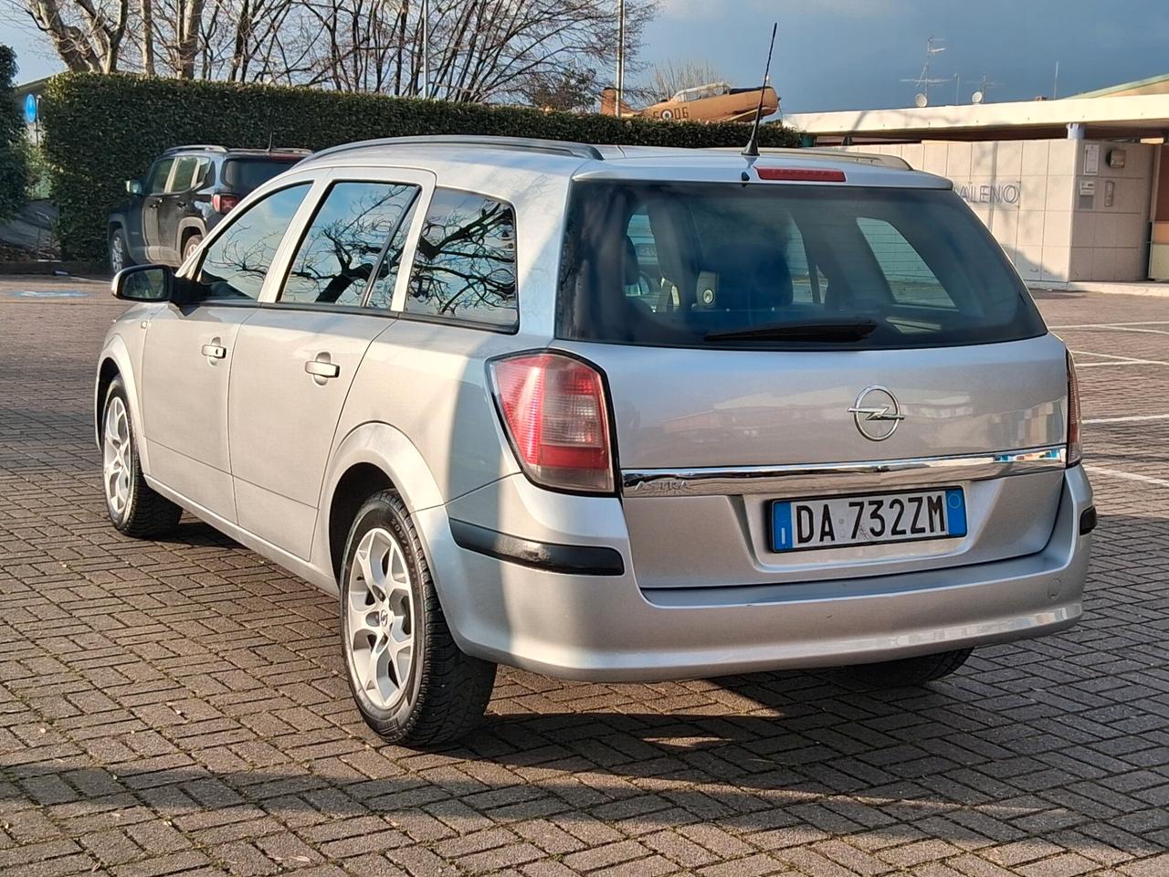 Opel Astra 1.9 CDTI 120CV Station Wagon Cosmo