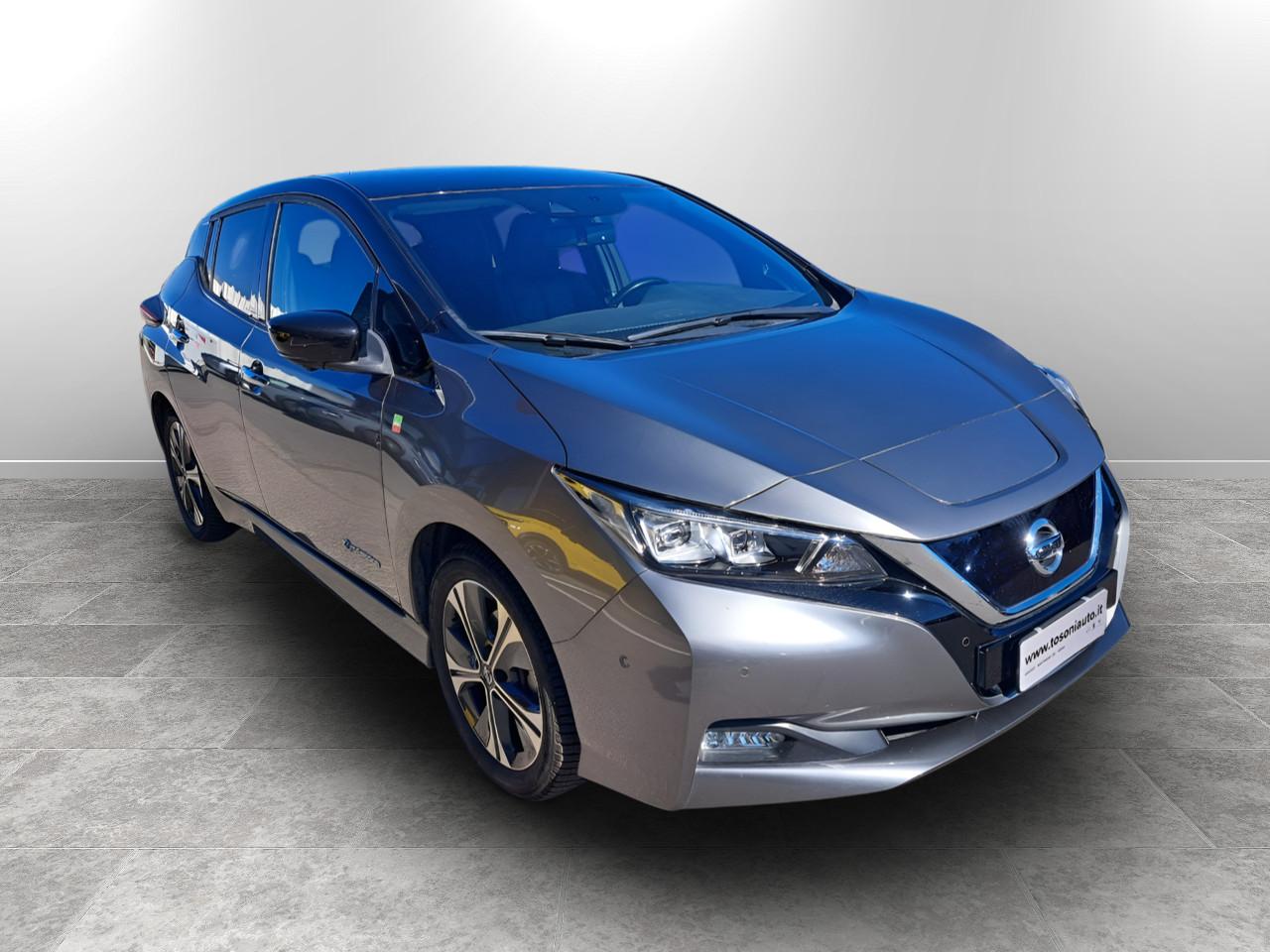 NISSAN LEAF 40KWH TEKNA