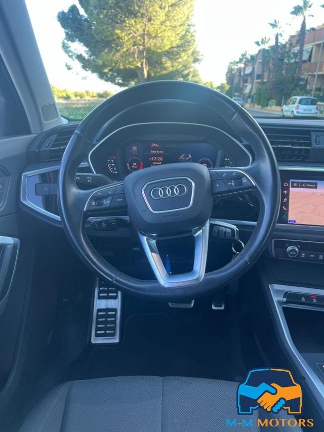 AUDI Q3 35 TDI quattro S tronic Business Advanced