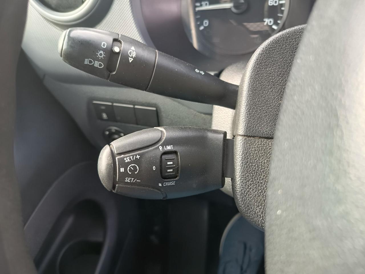 Peugeot Partner BlueHDi 100 L1 Furgone Premium