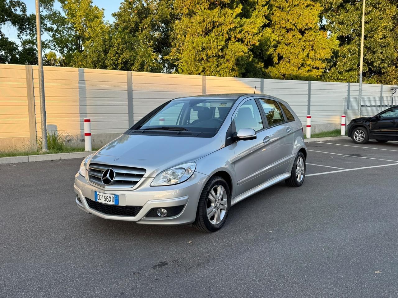 B 180 BlueEFFICIENCY Sport