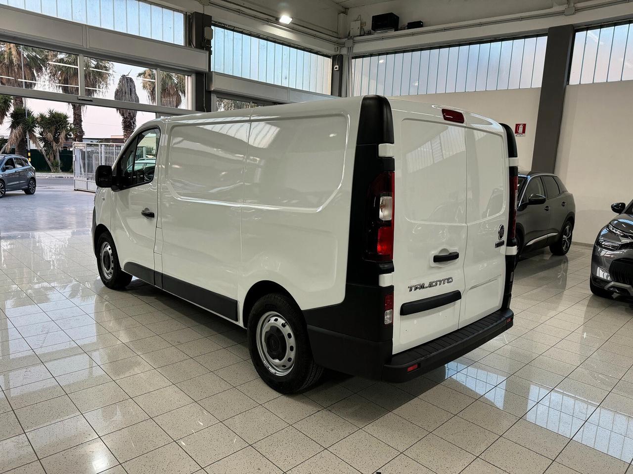 Talento 2.0Ecojet 120CV 12q PARI NUOVO 55.000KM