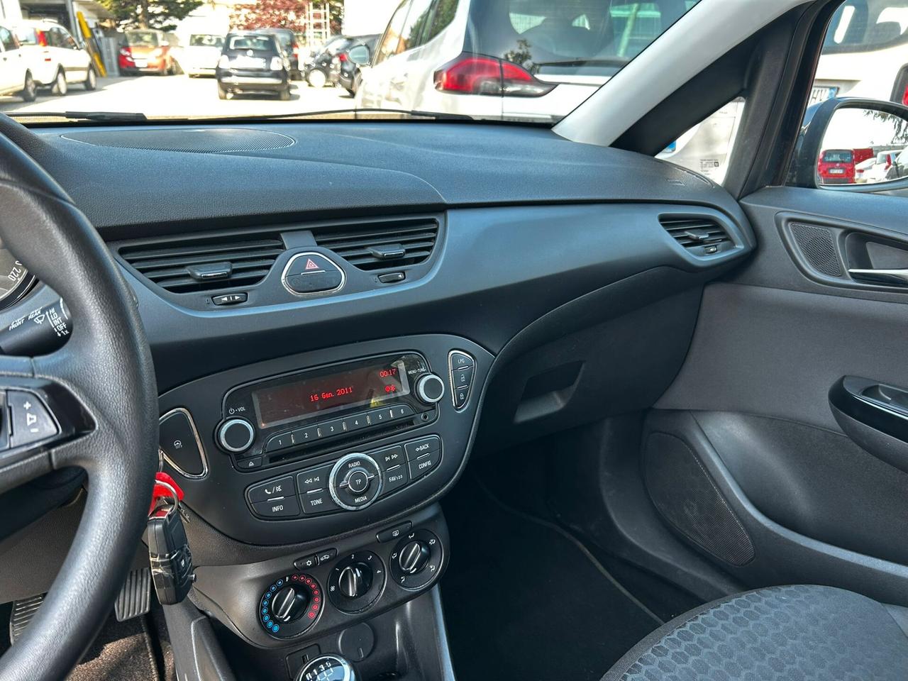 Opel Corsa 1.4 90CV GPL Tech 5 porte