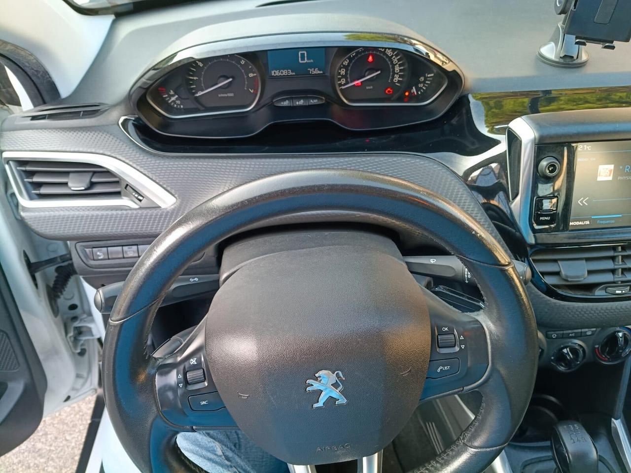 Peugeot 2008 PureTech 82 Active UNICO PROPROETARIO OK NEOPATENTATI