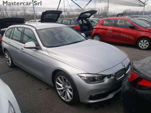 BMW 320 320d Touring aut. Pelle Navi Led Pdc - FX857LP -