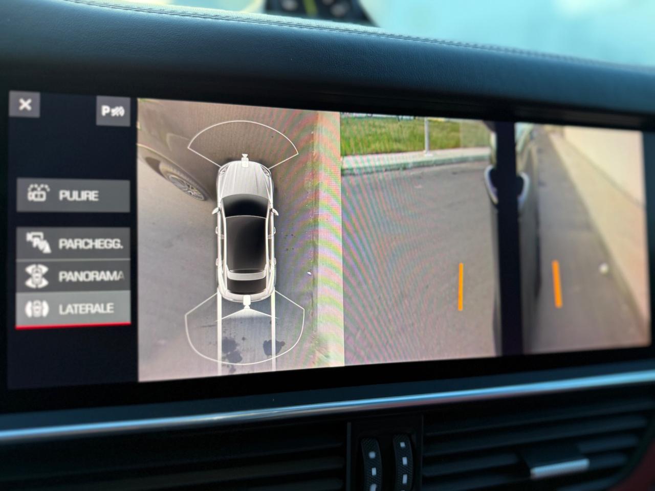 Porsche Cayenne Coupé 3.0 V6 E-Hybrid TETTO,INTERNI in PELLE CARTIER,TELECAMERA ,AAPLE CARPLAY,VIRTUAL COCKPIT