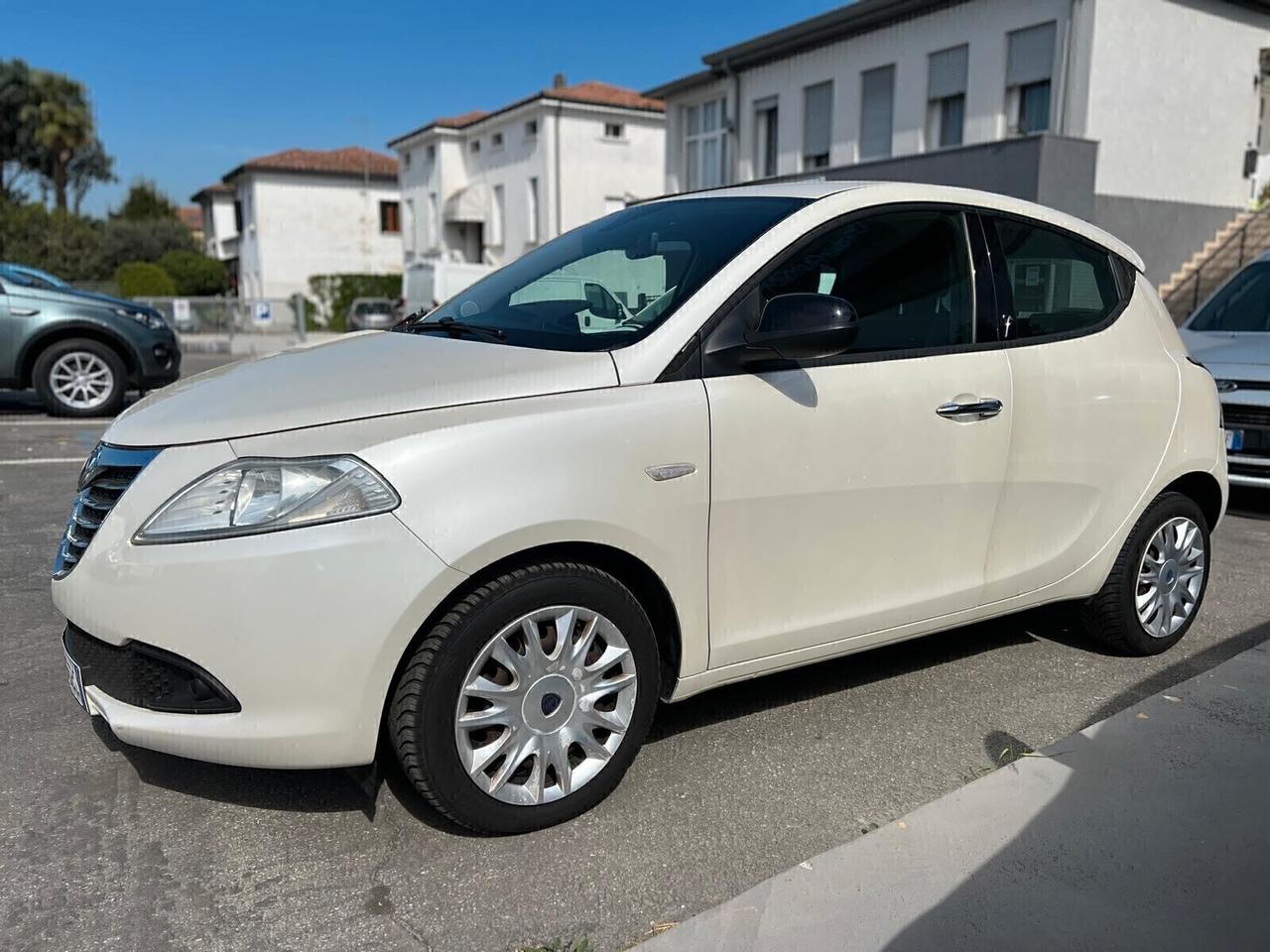 Lancia Ypsilon 1.3 MJT 16V 95 CV 5 porte S&S