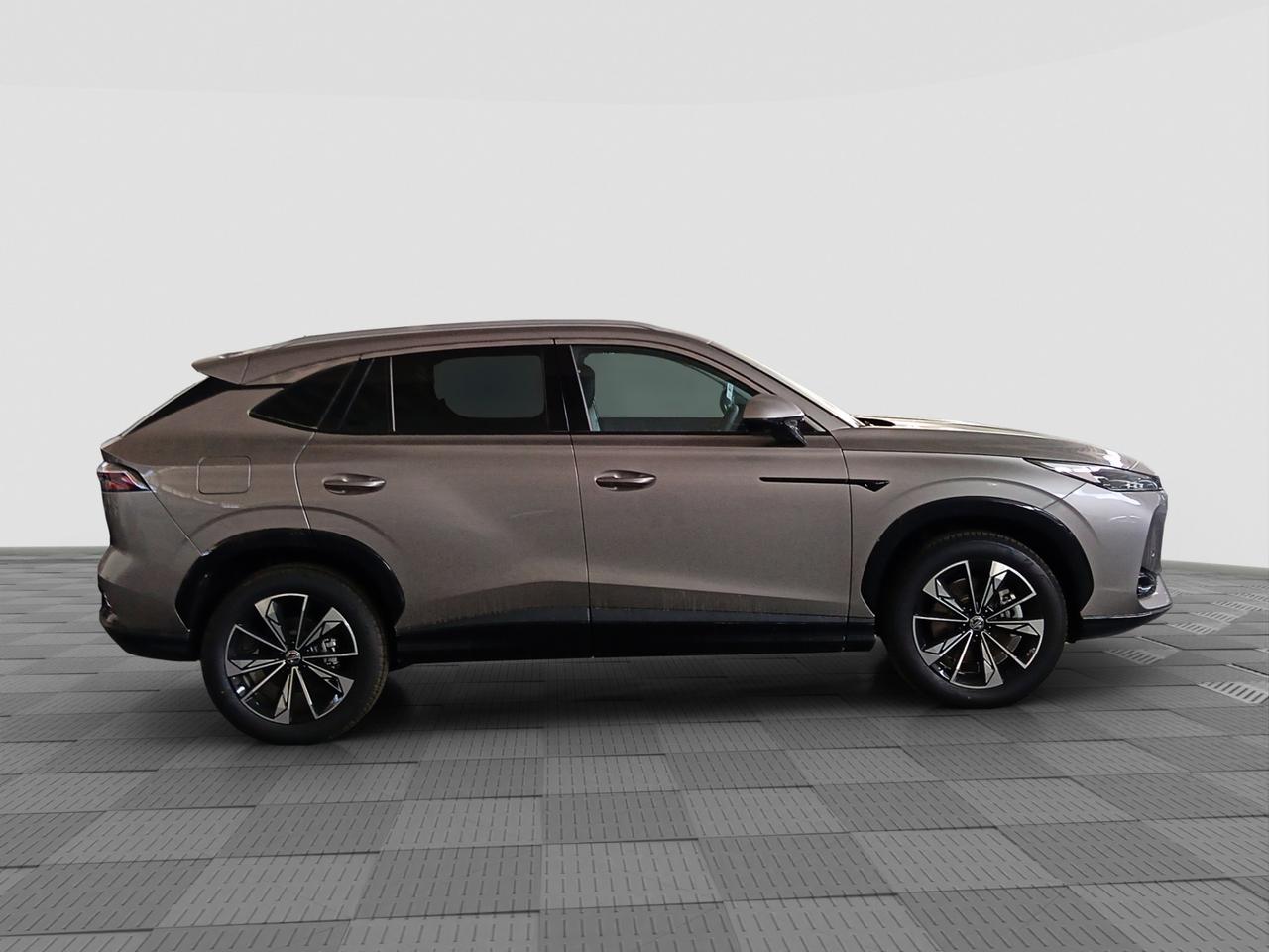 MG HS (2024-->) HS HEV Luxury