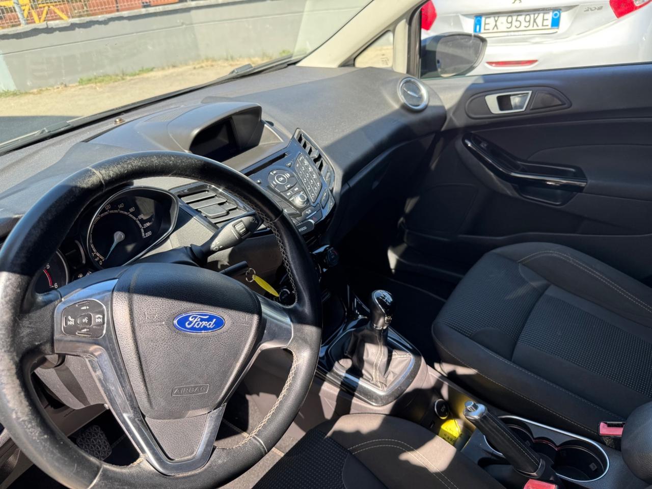 Ford Fiesta 1.5 TDCi 75CV 5 porte Titanium