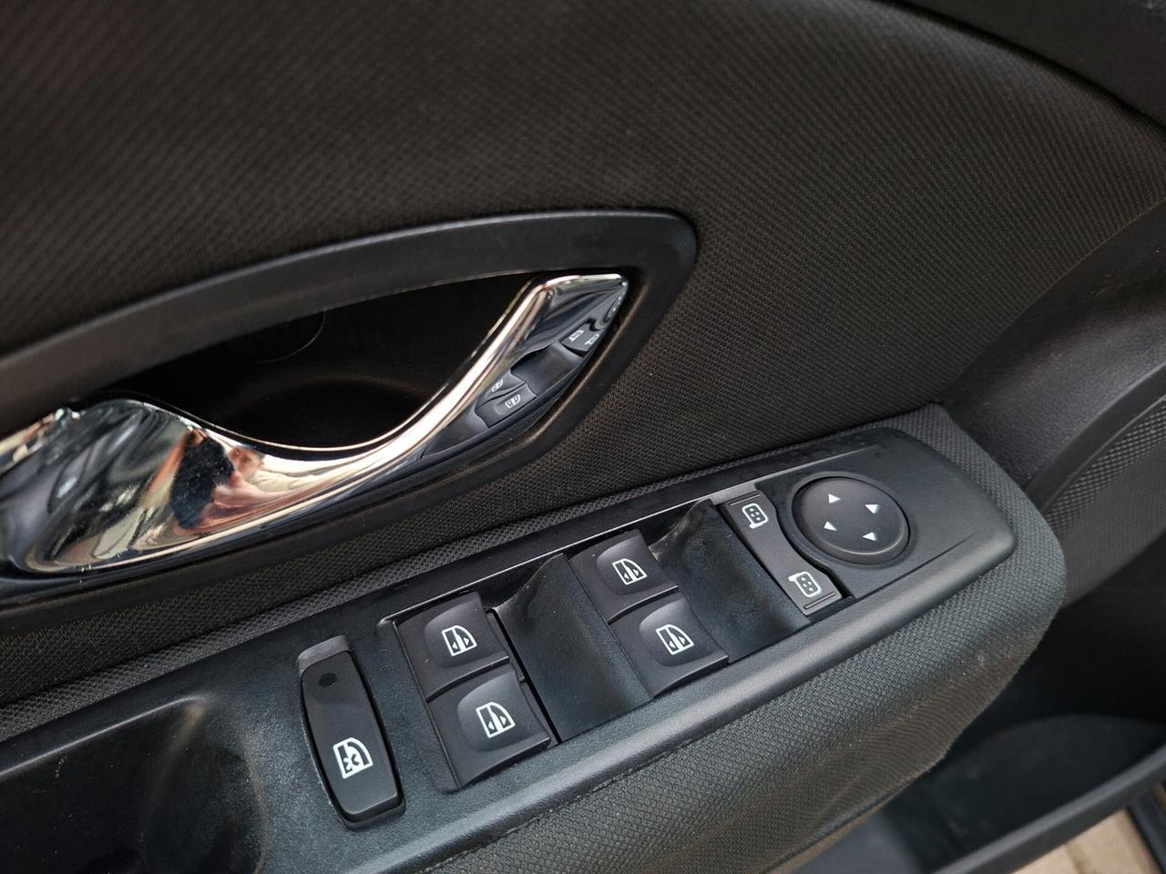 Renault Megane 1.5 dci Live *NEOPATENTATI*