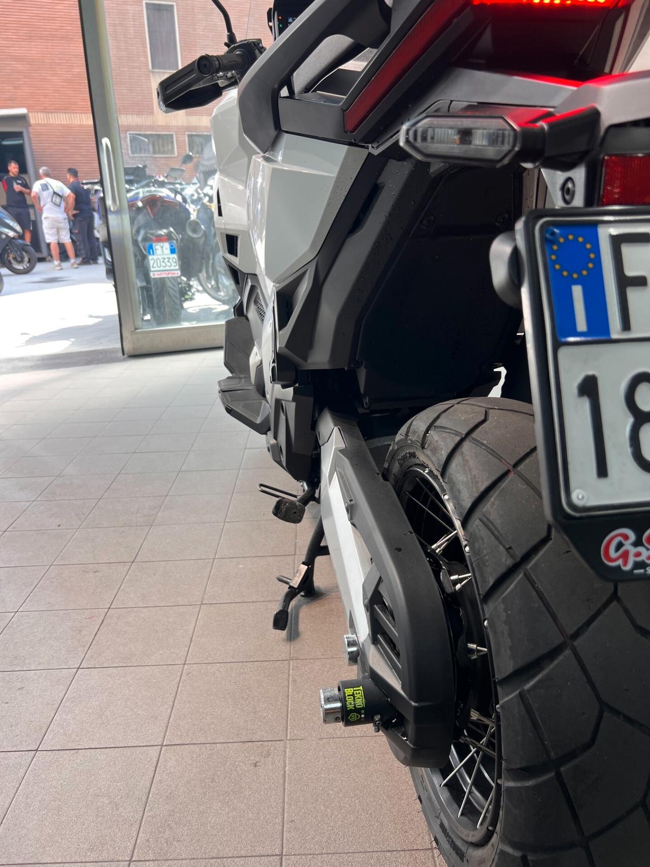 Honda X-ADV 750