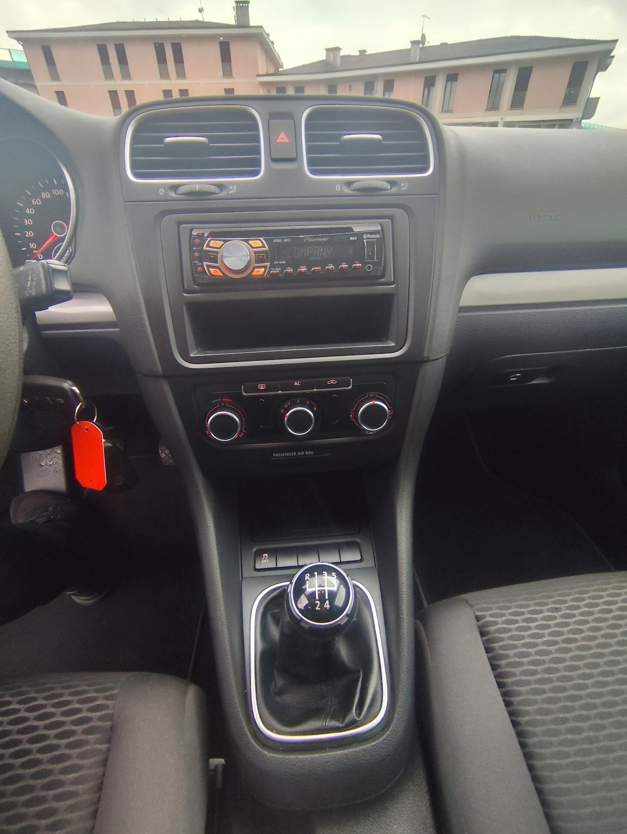 Volkswagen Golf 1.6 TDI DPF 5p. Highline