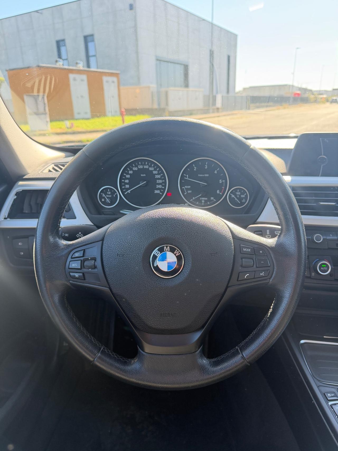 Bmw 118 118d 5p. Business