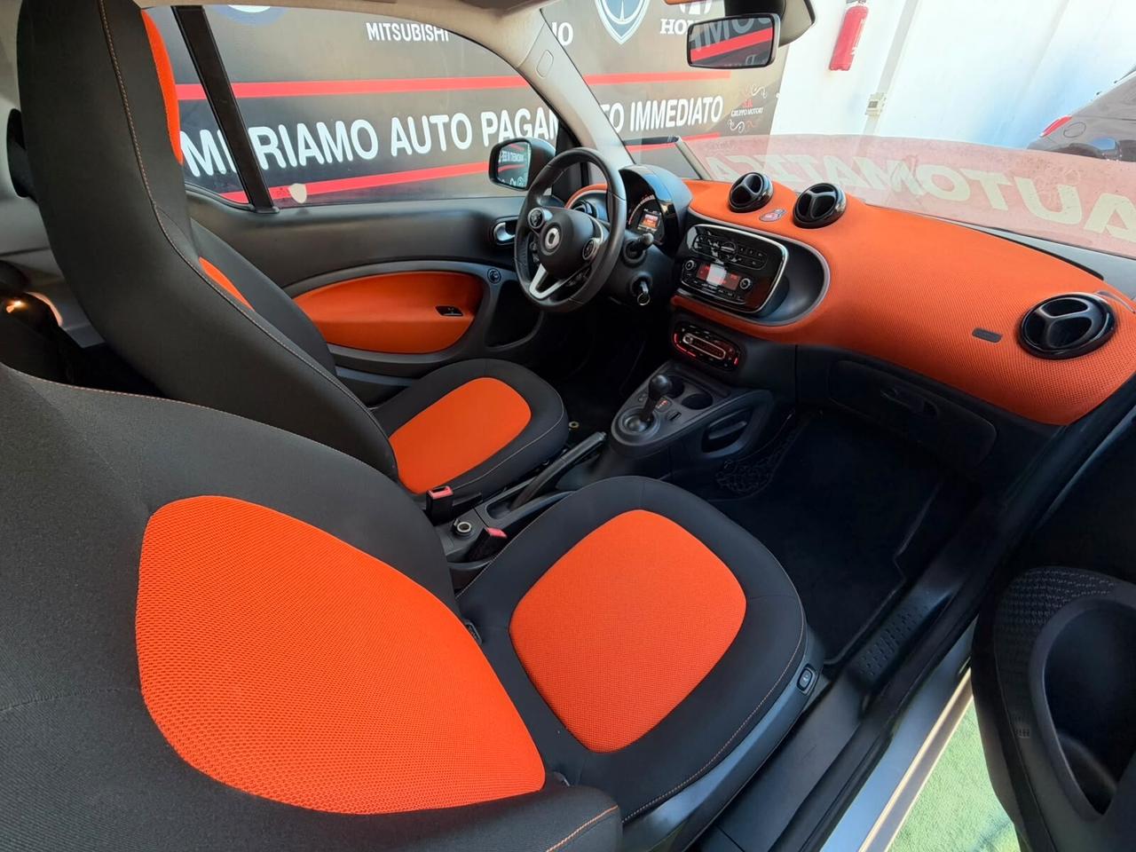 Smart ForTwo 2016 1.0 twinamic Passion AUTOMATICA LEGGI!