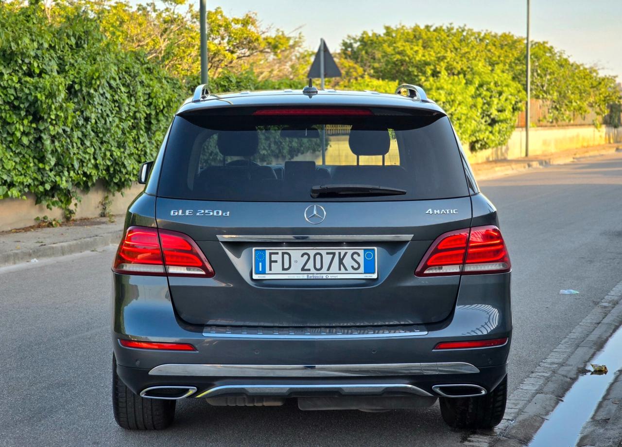 MERCEDES GLE PREMIUM 4 MATIC 2017 PERFETTA