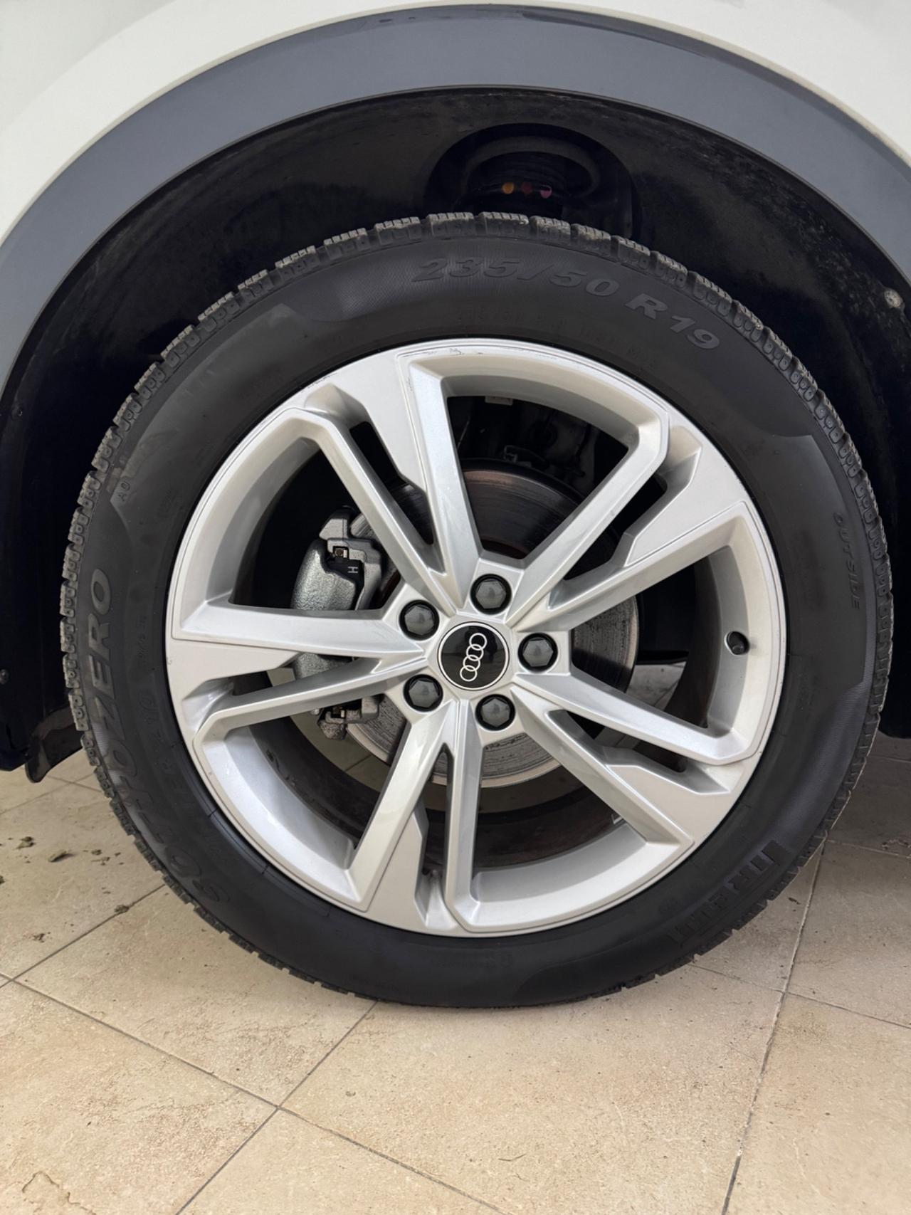 Audi Q3 35 TDI S tronic S line 2021 unico proprietario 22779km