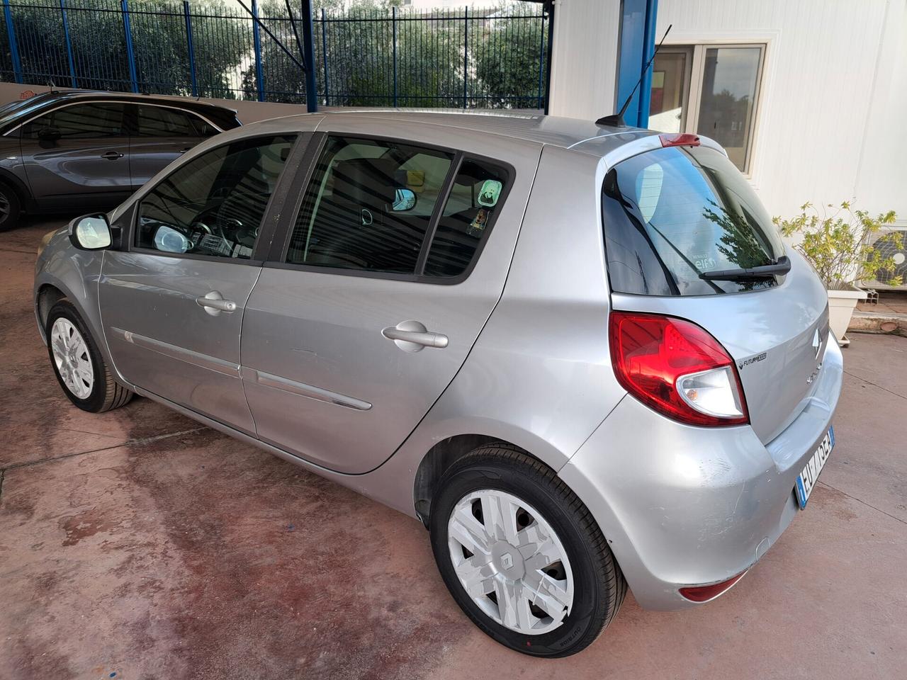 Renault Clio 1.2 Benz. 5 porte Confort