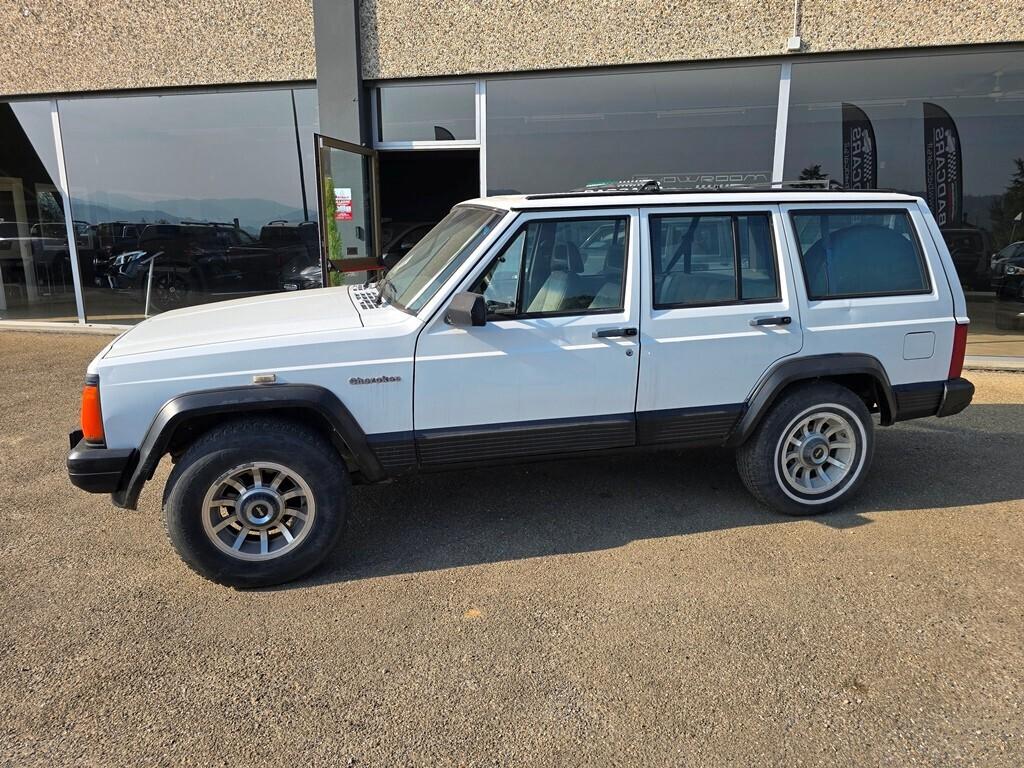 Jeep Cherokee 2.1 turbodiesel 5 porte Chief